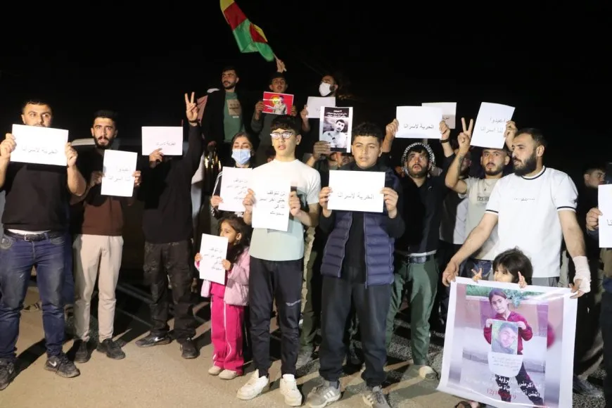 وقفة احتجاجية في الحسكة للمطالبة بإطلاق سراح الأسرى
