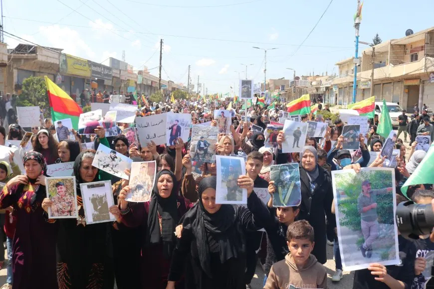 مظاهرة في كركي لكي للمطالبة بالإفراج عن الأسرى