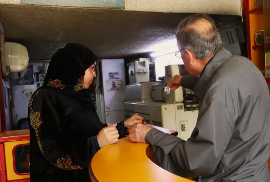 المصوّر جورج سليم يحول مختبره إلى متحف للصور القديمة