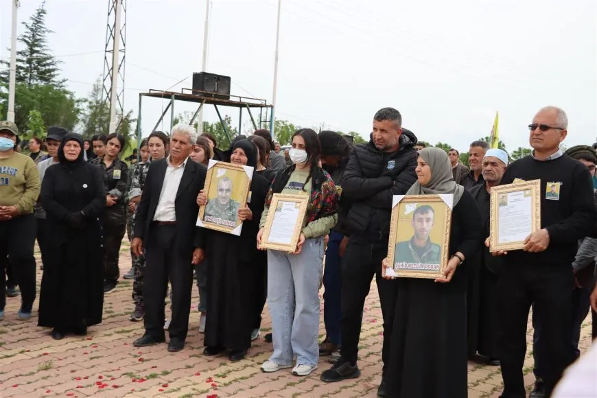تشييع جثماني شهيدين إلى مزار الشهيد خبات ديرك