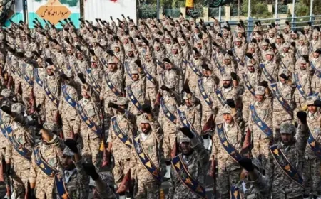 الحرس الثوري الإيراني: الخيارات الأميركية إما حرب مستحيلة أو صفقة سيئة