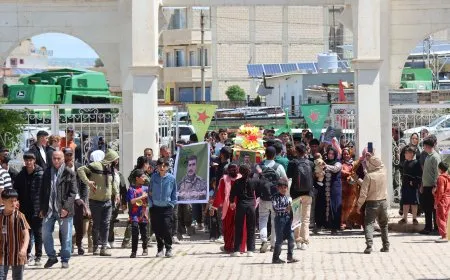 تشييع جثمان مقاتل في قسد ومراسم غيابية لعضو في الأسايش بعامودا