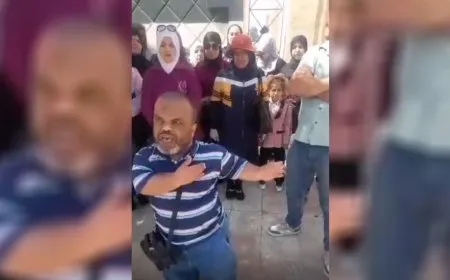 وقفة احتجاجية في دير الزور رفضاً لفصل موظفين من ذوي الهمم
