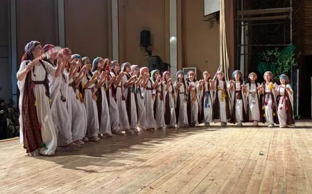مشروع مسرحي واعد يمهّد لتأسيس مدرسة دائمة في روج آفا