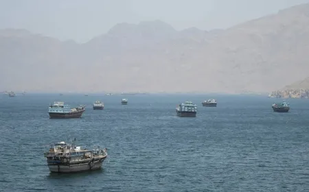 الجيش الإيراني يحذّر من عبور سفن مرتبطة بعقوبات أميركا في هرمز