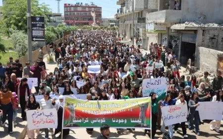 أهالي كوباني يرفضون تغيير أسماء المدن والمؤسسات ويؤكدون تمسكهم بلغتهم الكردية وهويتهم