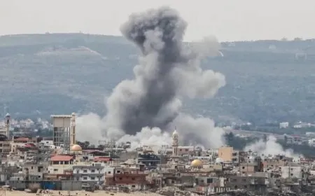 مقتل 13 شخصاً في غارات إسرائيلية على جنوب لبنان