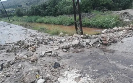 سيول تغمر منازل ومحالّ في غرب حماة
