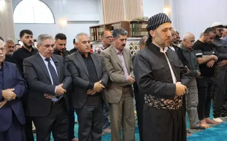 محافظ الحسكة يشارك أهالي قامشلو صلاة عيد الأضحى المبارك