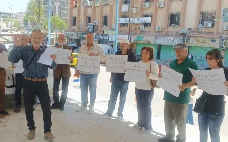 وقفة احتجاجية في السويداء للمطالبة بحق تقرير المصير وعودة المهجرين