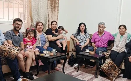 رابطة نوروز وPYD يزوران أهالي روج آفا في لبنان