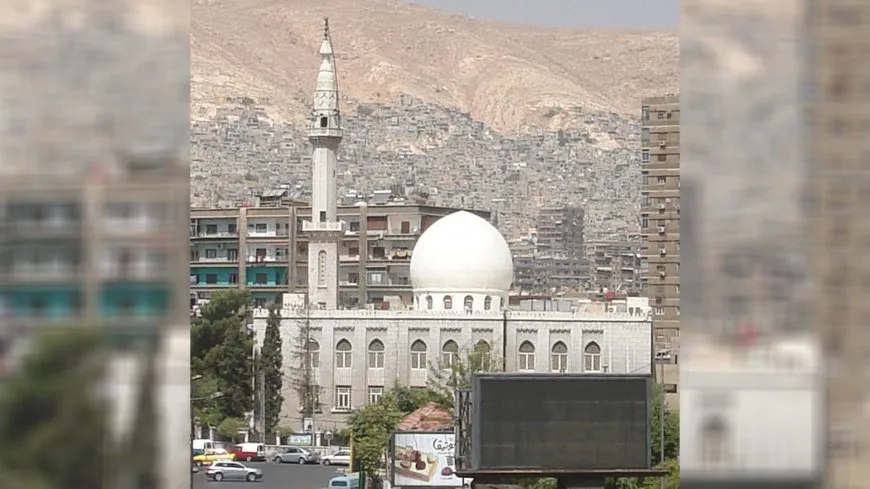 إمام مسجد في دمشق يثير جدلاً واسعاً بخطبة "إقصائية"