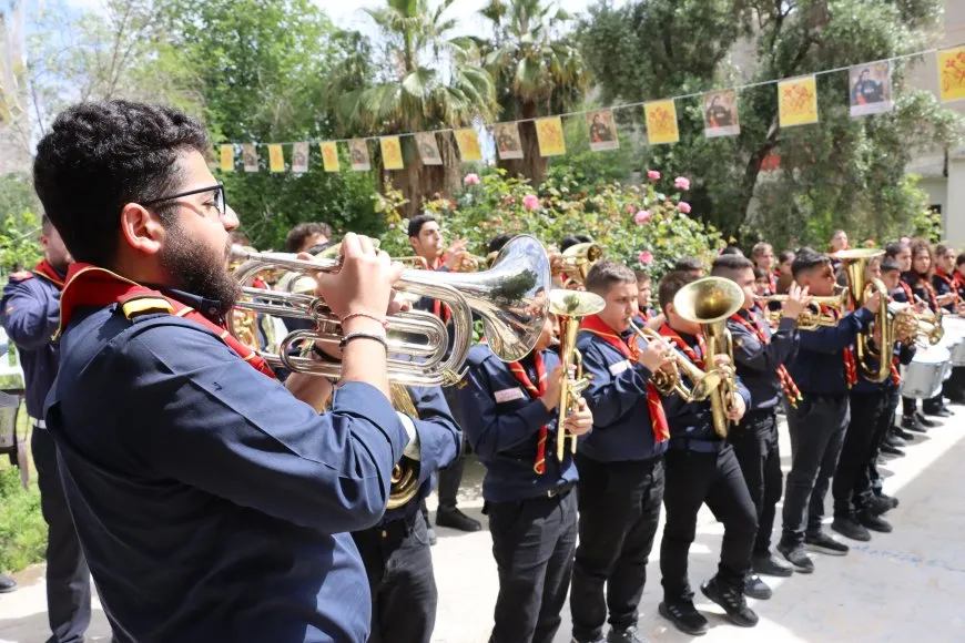 البطريرك مار أغناطيوس يزور عامودا ويدعو للحفاظ على التآخي والعيش المشترك