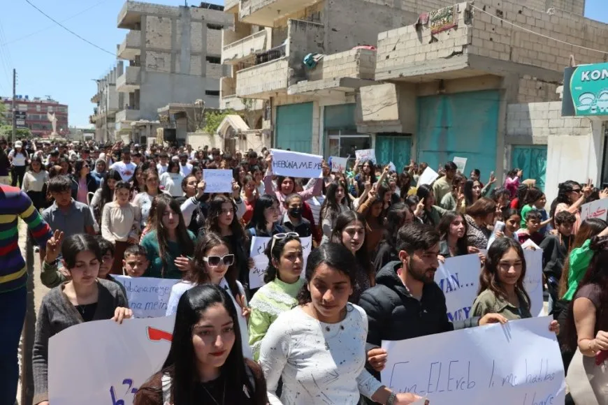 احتجاجات شعبية في كوباني تنديداً بمحاولات تغيير أسماء البلدات والمدن