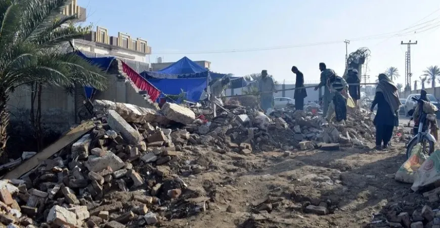 7 قتلى و20 جريحاً في تفجير انتحاري بباكستان