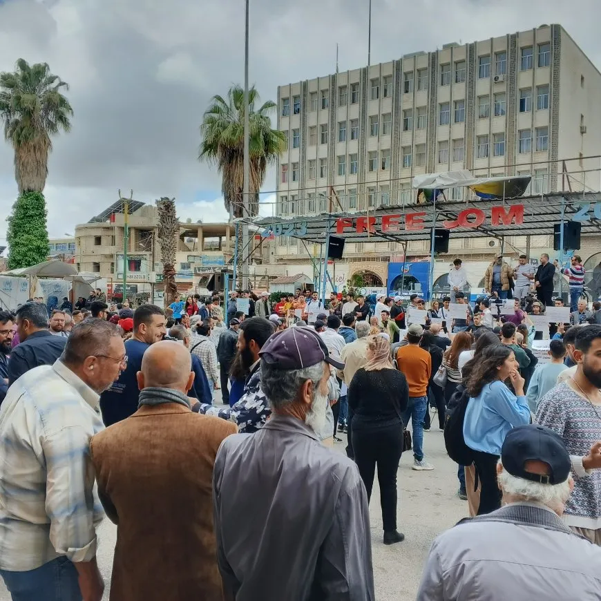 طلاب السويداء يحتجون على نقل مراكز امتحاناتهم خارج المحافظة
