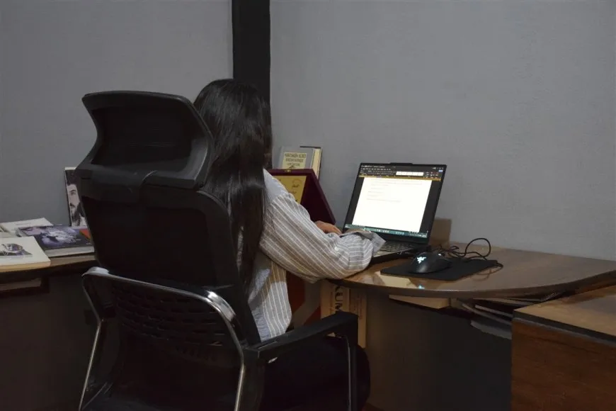 حرية اللغة الأم تفتح الطريق أمام كاتبة كردية شابة في روج آفا