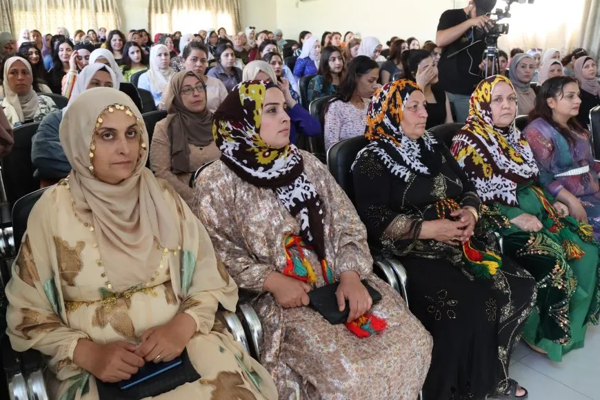 ندوة حوارية في قامشلو حول اللغة وأهمية التعليم باللغة الأم