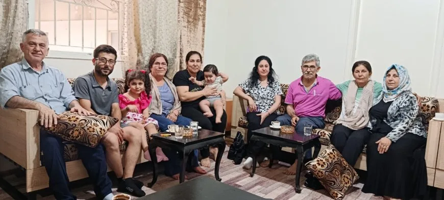 رابطة نوروز وPYD يزوران أهالي روج آفا في لبنان