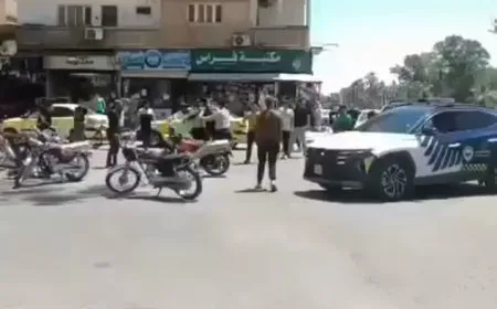 عنصر من الأمن العام يعتدي على شرطي مرور بريف درعا