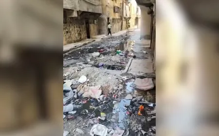 مياه الصرف الصحي تطفو في شوارع حي الفردوس بحلب