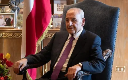 بري يحذر من الفتنة عقب توقيع الاتفاق الإطاري بين لبنان وإسرائيل