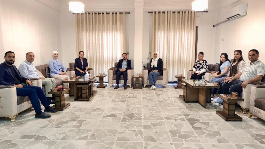 لقاء يجمع إلهام أحمد بالأمين العام للتحالف الوطني الديمقراطي السوري في حلب