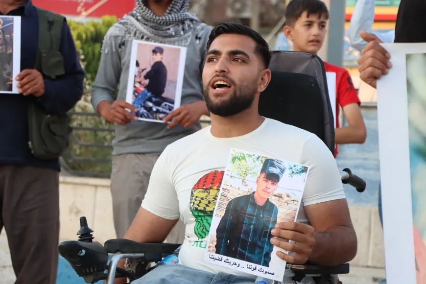 ذوو الأسرى في قامشلو يطالبون بالإفراج عن أبنائهم