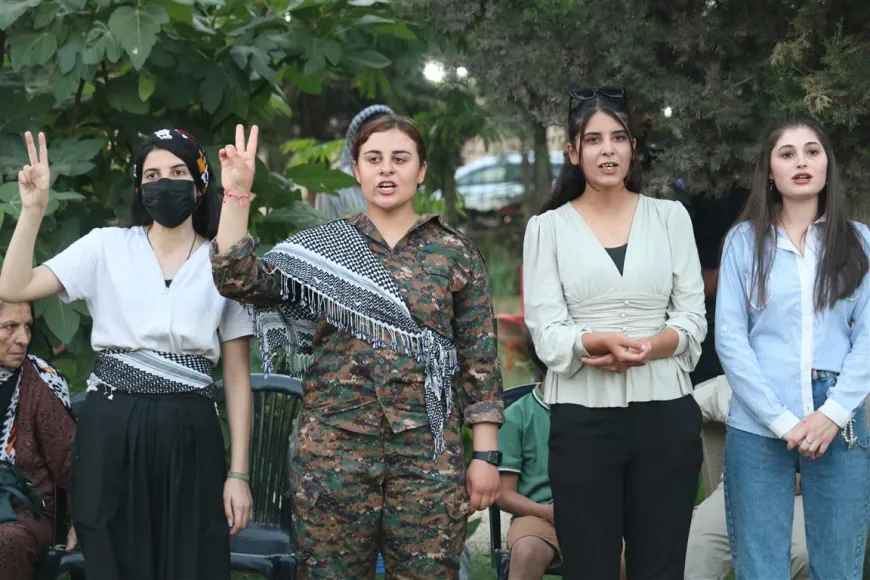أمسية شعرية وفنية في الدرباسية دعماً لوحدات حماية المرأة