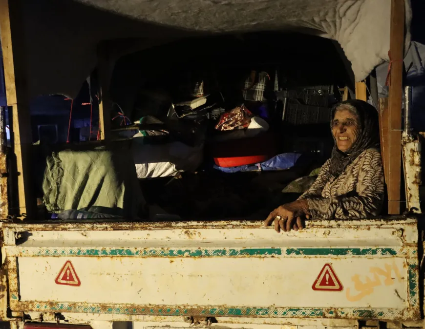 انطلاق الدفعة الثامنة من مهجّري عفرين نحو مناطقهم 