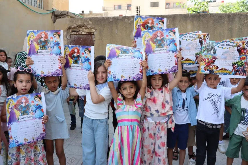 27598 طالب وطالبة في كوباني يستلمون الجلاء المدرسي