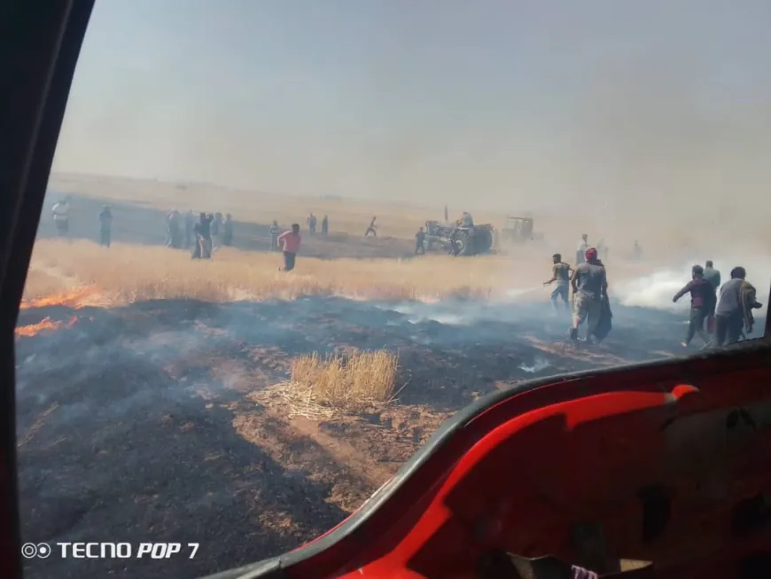 إخماد حريق في حقل قمح بريف الدرباسية