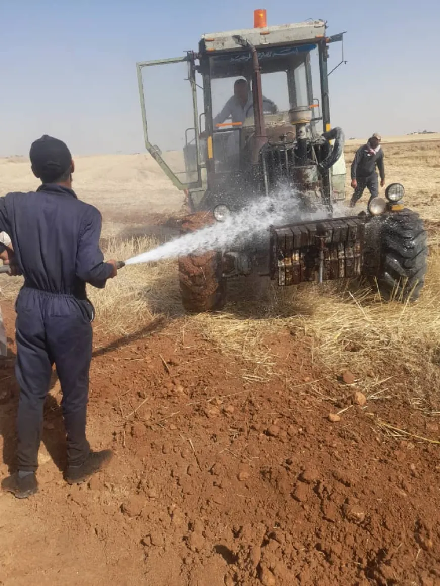 إخماد حريق في حقل قمح بريف الدرباسية