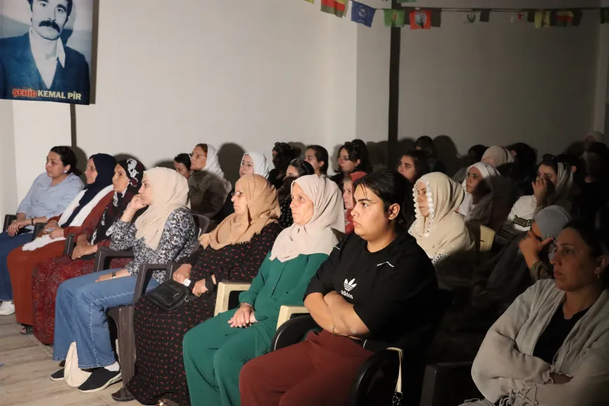 مؤتمر ستار يستذكر الشهيدة زيلان بمحاضرتين في عامودا وتربه سبيه