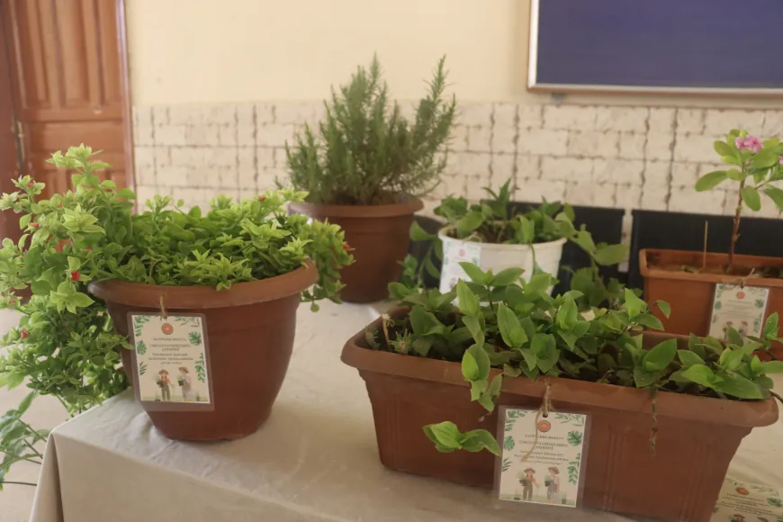 جامعة روجآفا تفتتح معرضها العلمي الأول بـ 10 مشاريع ابتكارية
