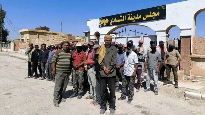إضراب عام لعمال بلدية الشدادي احتجاجاً على تأخر الرواتب