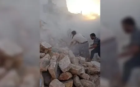 إصابة 3 أشخاص إثر انهيار مبنى سكني في حي الحيدرية بمدينة حلب