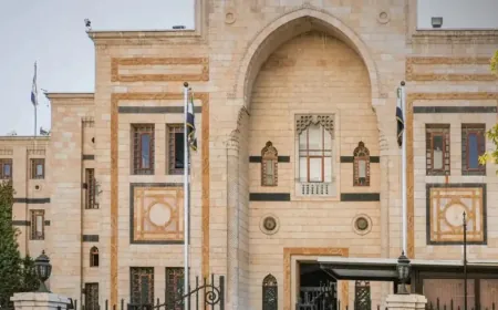 هل تسببت آلية أداء القسم باللغة الأم وانتخاب رئاسة البرلمان في تأجيل جلسته الأولى؟