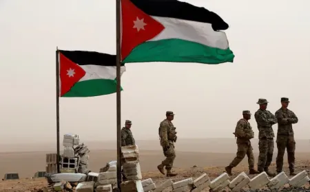 إيران تطلق 10 صواريخ باليستية على قاعدة أردنية
