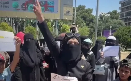 معلمون لم يشملهم "التثبيت" يحتجون في حلب