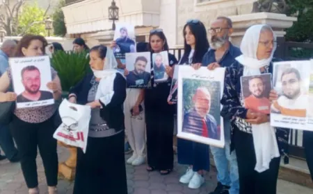 وقفة في السويداء للمطالبة بكشف مصير المفقودين تزامناً مع زيارة غوتيريش إلى دمشق