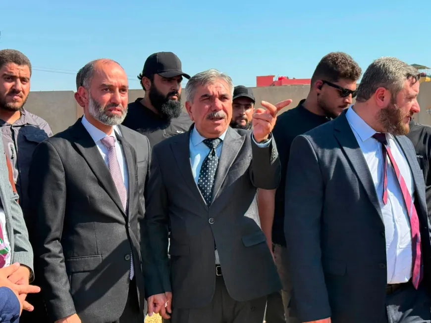 محافظ الحسكة ورئيس هيئة المنافذ والجمارك يتفقدان معبر نصيبين في قامشلو
