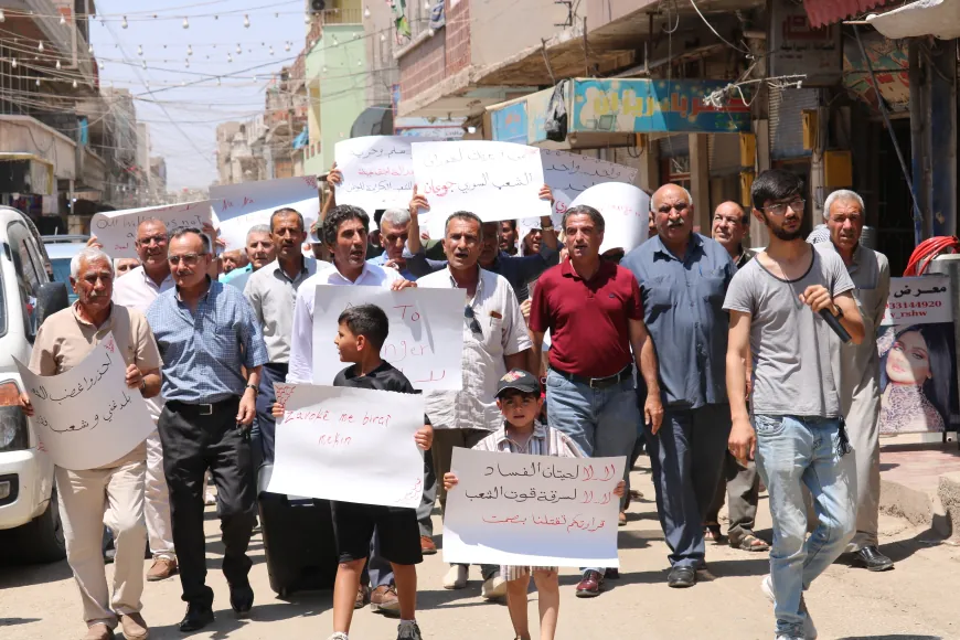 وقفة احتجاجية لأهالي الدرباسية ضد غلاء الأسعار