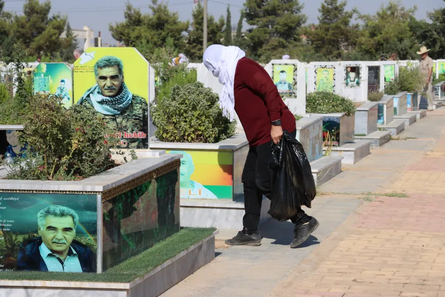 مجلس عوائل الشهداء ينفذ أعمال نظافة لمزار الشهيد دليل ساروخان