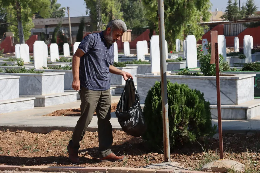 مجلس عوائل الشهداء ينفذ أعمال نظافة لمزار الشهيد دليل ساروخان