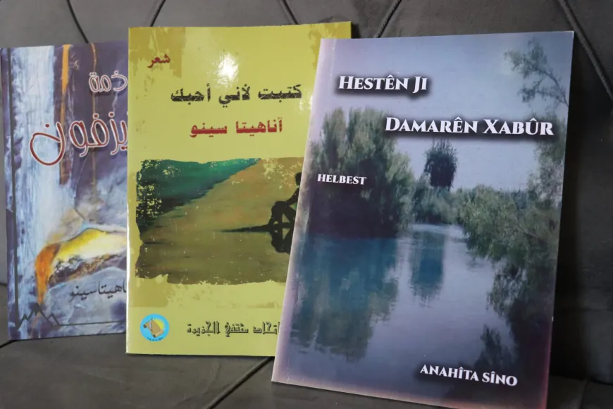 من الميدان إلى الصفحات.. الكتب توثق ذاكرة ثورة روج آفا وتحفظ تاريخها للأجيال
