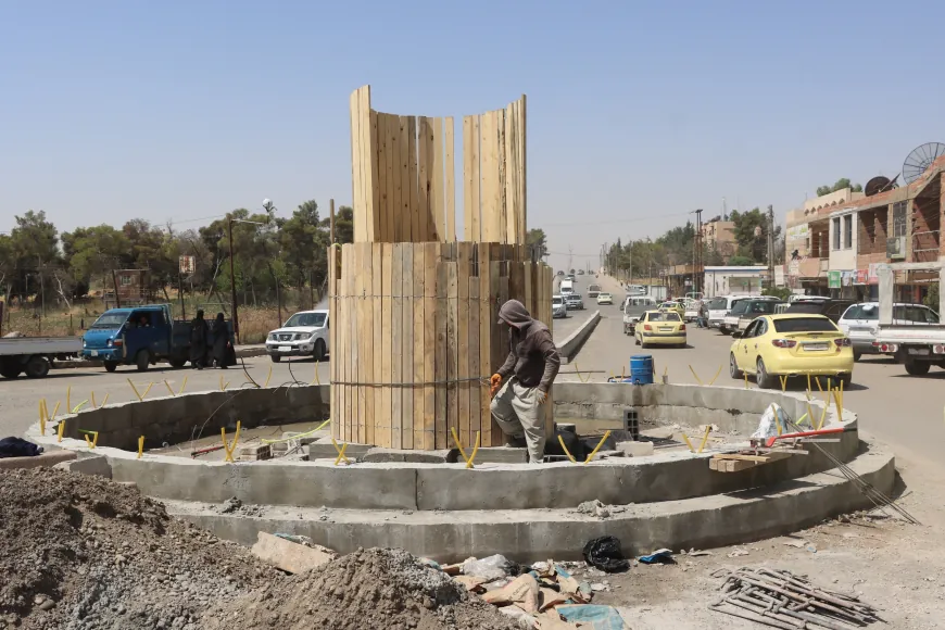 بلدية الشعب في كركي لكي تباشر بإنشاء دوار عند المدخل الغربي