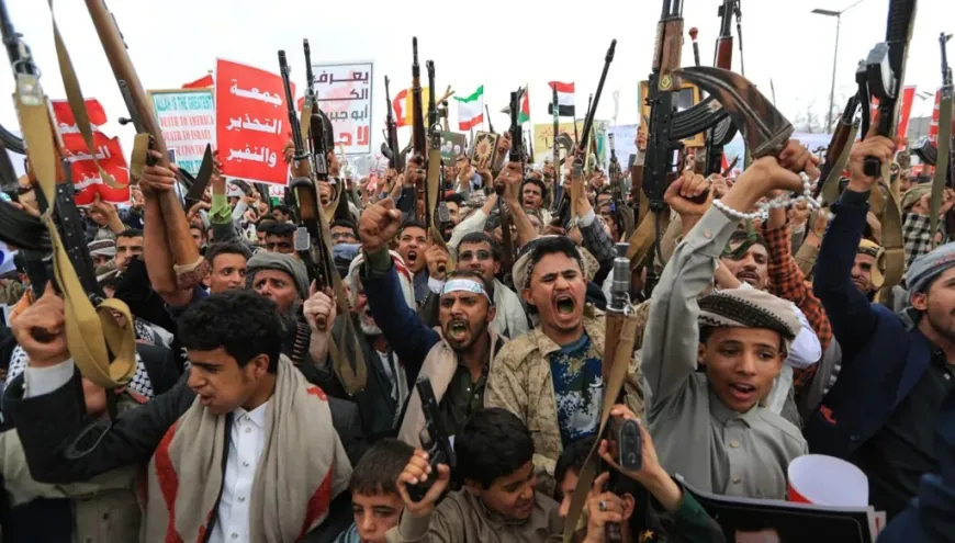 الحوثيون يعلنون استهداف بنى نفطية في السعودية