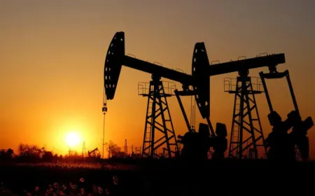 النفط يستقر قرب أعلى مستوياته في أربعة أسابيع وبرنت يحلق نحو الـ 92 دولاراً