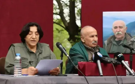حركة التحرر الكردستانية تنفي صحة ملاحظات متداولة حول لقاءات في إمرالي